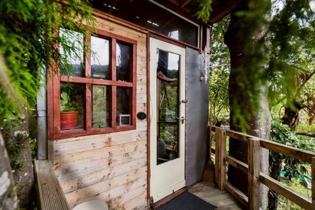 מלון Akatarawa The Treehut At The Rabbithole, Upper Hutt מראה חיצוני תמונה