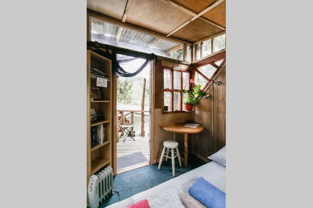 מלון Akatarawa The Treehut At The Rabbithole, Upper Hutt מראה חיצוני תמונה